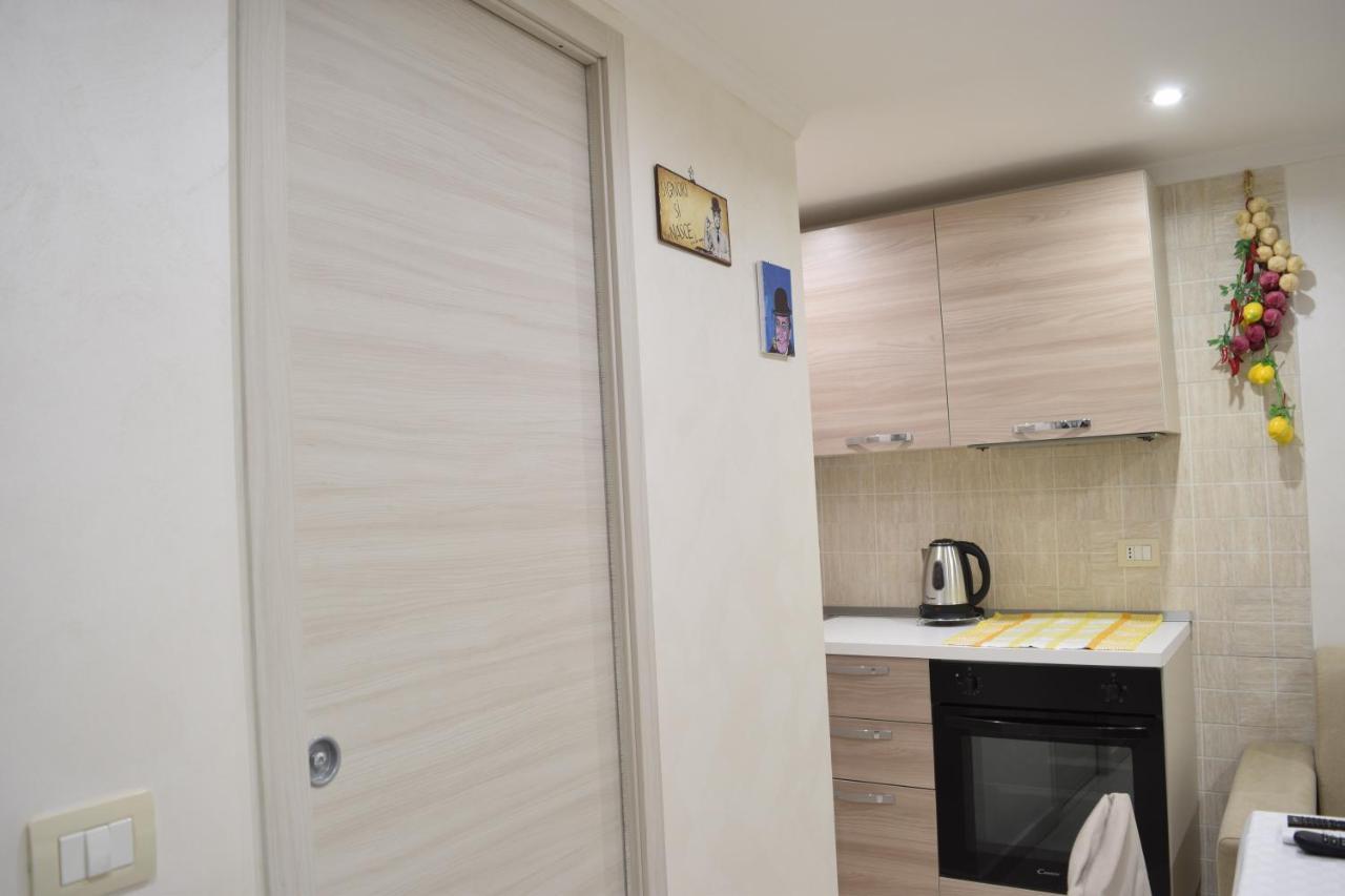 شقة Nonnona House-Napoli Centro المظهر الخارجي الصورة