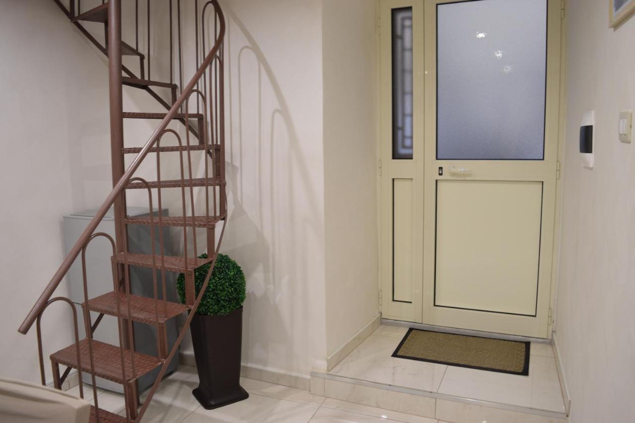 شقة Nonnona House-Napoli Centro المظهر الخارجي الصورة